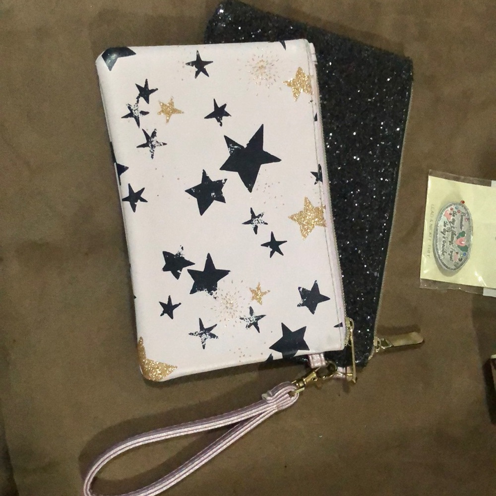 2 pk makeup bag or in the go bag